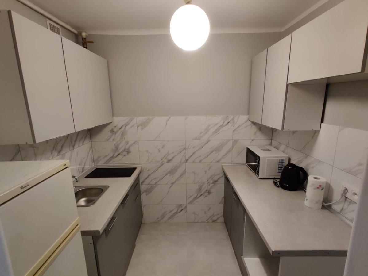 Coser Apartamenty Grzybowska Varsóvia Exterior foto
