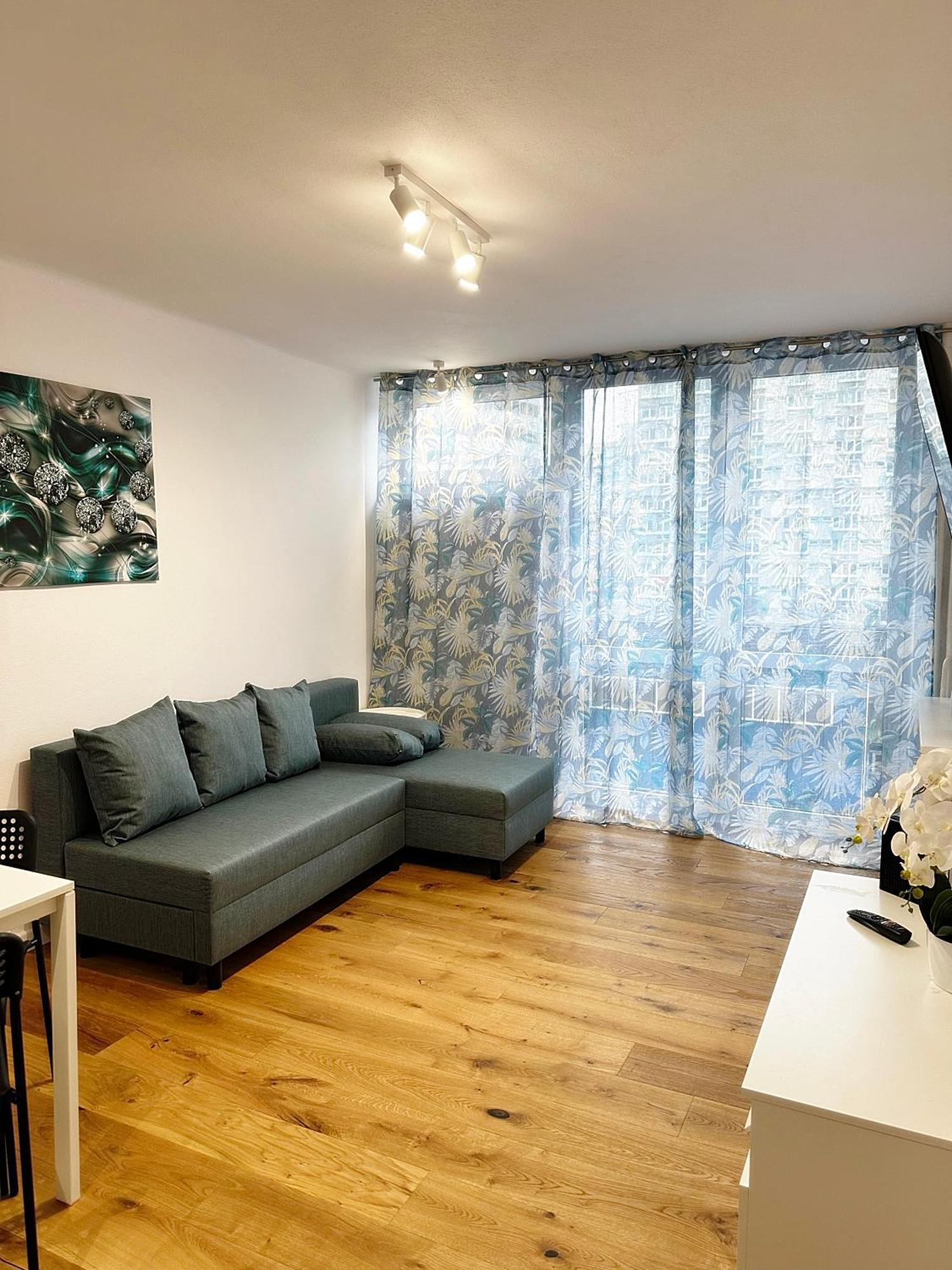Coser Apartamenty Grzybowska Varsóvia Exterior foto