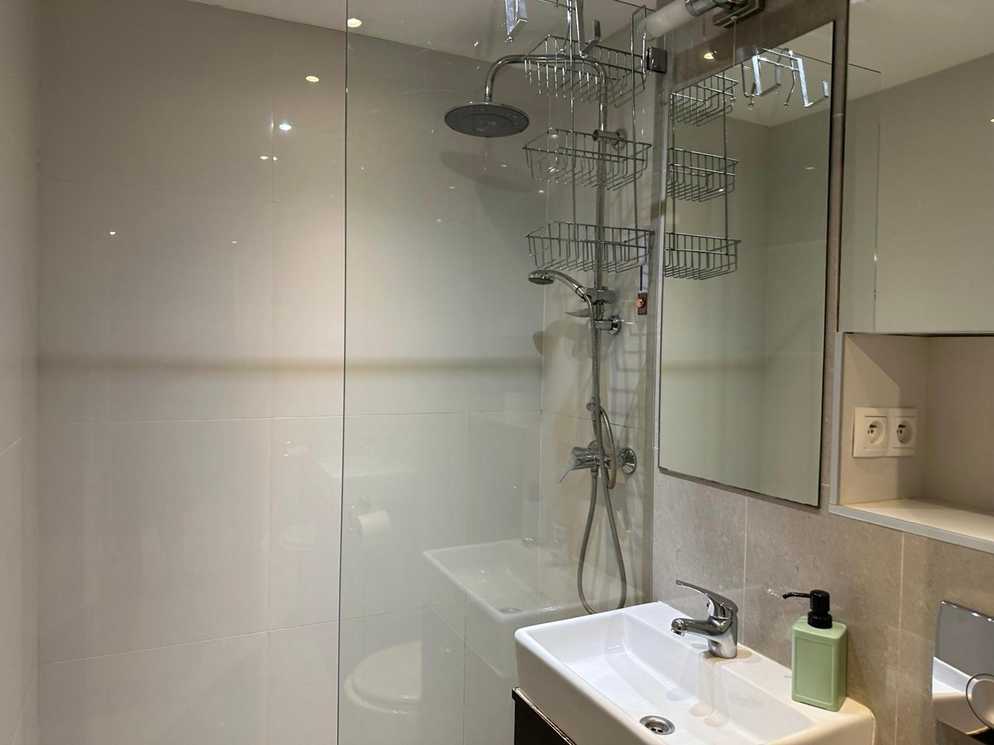 Coser Apartamenty Grzybowska Varsóvia Exterior foto