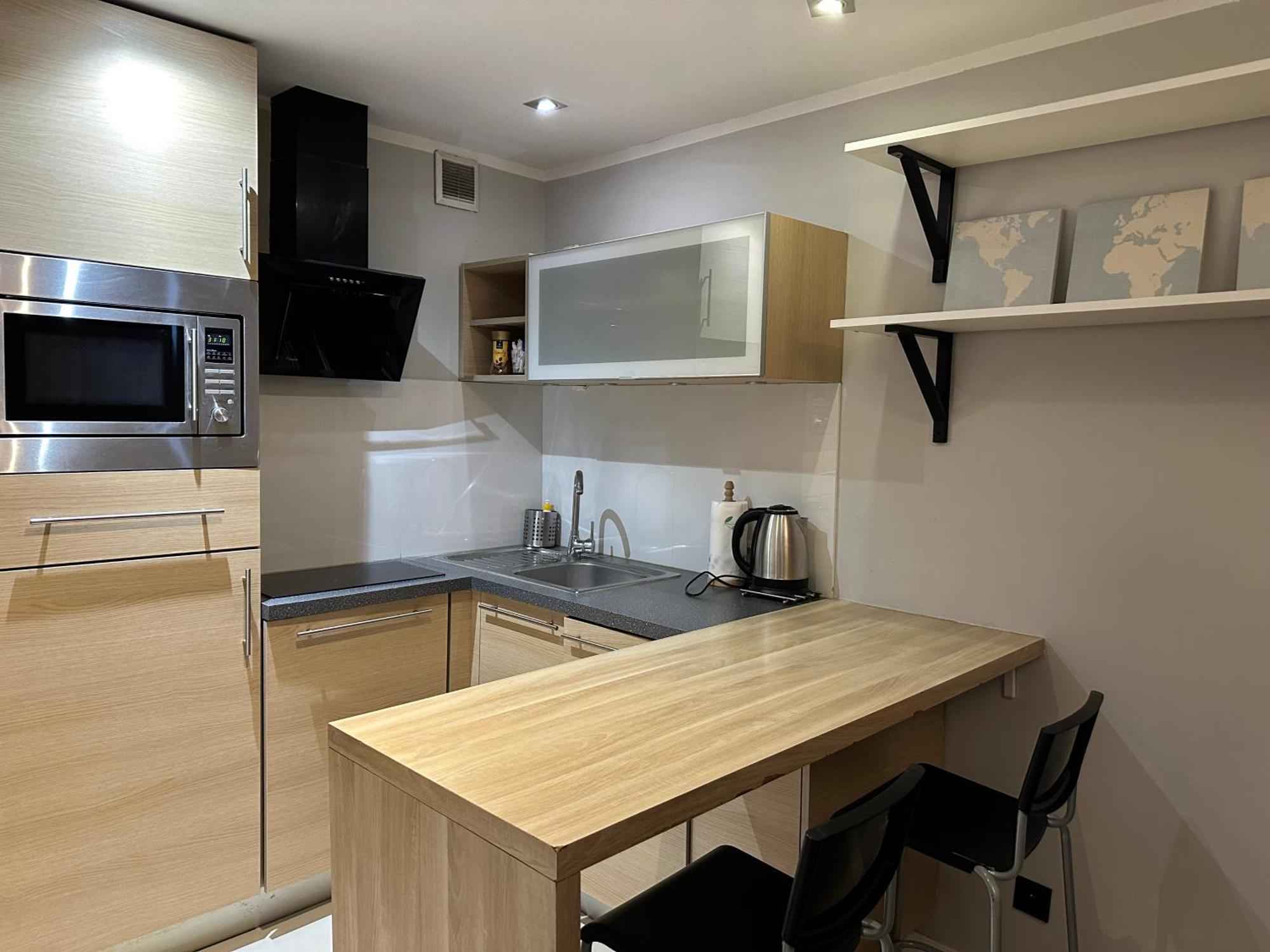 Coser Apartamenty Grzybowska Varsóvia Exterior foto